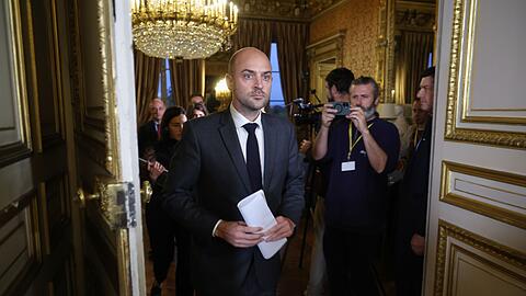 Frankreichs Außenminister hielt sich zum aktuellen Verhältnis zu Teheran bedeckt. (Archivbild)