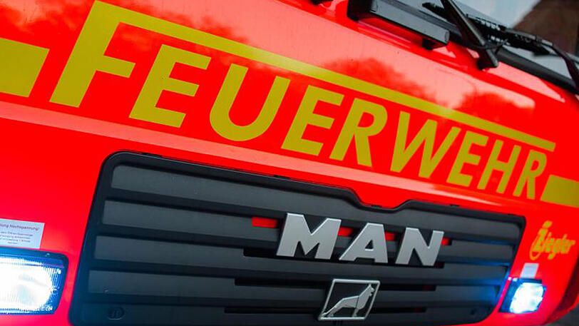 Die Frau des Feuerwehrmanns verstarb später in einem Krankenhaus.