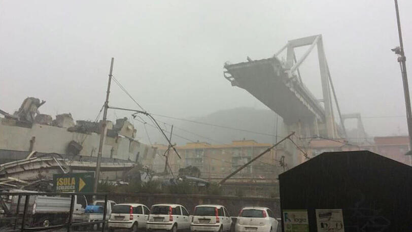 Genua: Dieses Videostandbild zeigt einen Teil der Autobahnbrücke Ponte Morandi, von der ein Teilstück mehr als 40 Meter in die Tiefe gestürzt war.