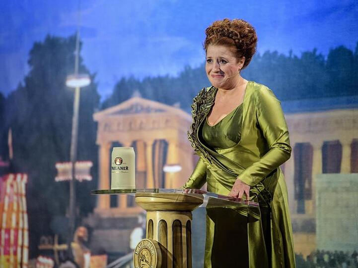 Luise Kinseher. Foto: Matthias Balk/Archiv