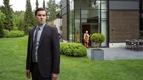 Der 39-Jährige in Berlin geborene Schweizer Schauspieler wurde für seine Arbeit in TV-Filmen wie "Hindenburg" preisgekrönt.