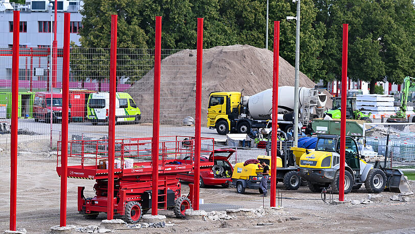 Die Großbaustelle Säbener Straße. Die Großbaustelle Säbener Straße.