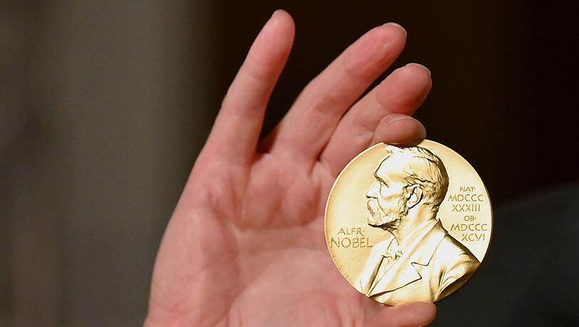 Wer die Medaille für den Medizin-Nobelpreis bekommt, wird stets als erstes im Nobelpreisreigen verkündet. (Archivbild) Wer die Medaille für den Medizin-Nobelpreis bekommt, wird stets als erstes im Nobelpreisreigen verkündet. (Archivbild)