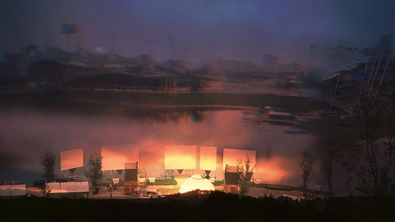1972: Video-Projektion am Olympiasee.