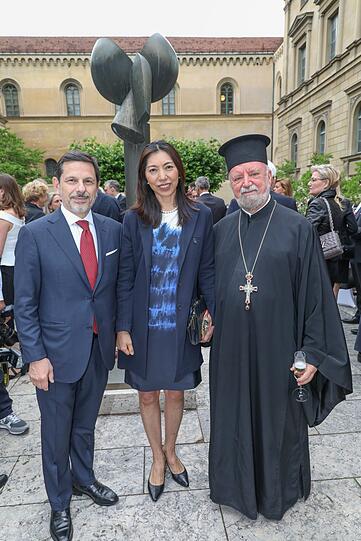 Gianni Papa mit Ehefrau Harumi und Apostolos Malamoussis