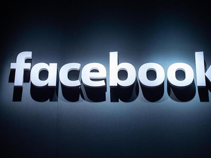 Bei Facebook waren zuletzt monatlich 2,6 Milliarden Nutzer aktiv.