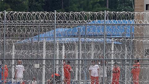 Die Bischöfe in den USA sind besorgt über die Zustände in Abschiebezentren. (Symbolbild)