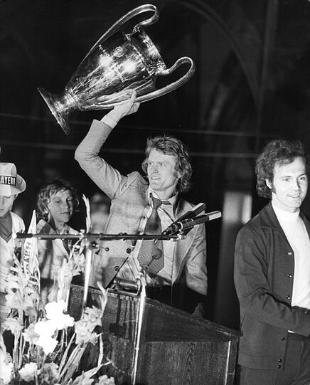 Zwischen 1974 und 1976 gewann der FC Bayern drei mal in Folge den Europapokal der Landesmeister und ist seitdem eine Größe im europäischen Fußball.