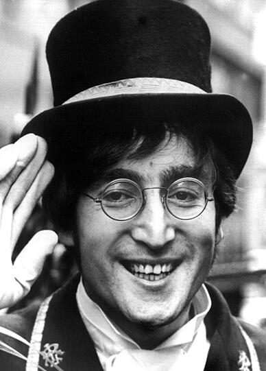 7. John Lennon: 12 Millionen Dollar. Gestorben am 8. Dezember 1980.