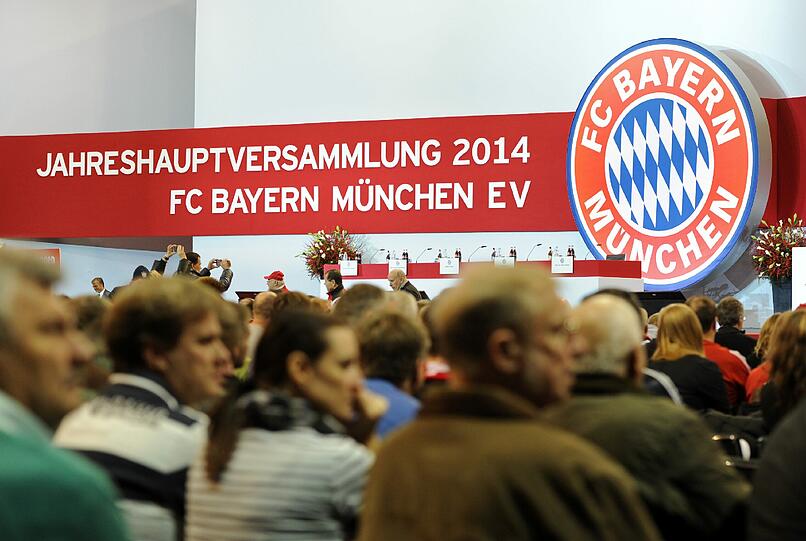 Gut 2400 Mitglieder sind zur Jahreshauptversammlung des FC Bayern erschienen.