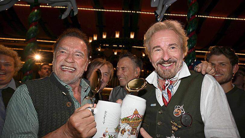 Arnold Schwarzenegger mit seinem Kumpel Thomas Gottschalk. Arnold Schwarzenegger mit seinem Kumpel Thomas Gottschalk.