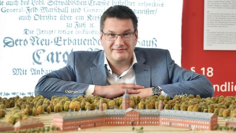 Eckart Köhne ist Direktor des Badischen Landesmuseums, das im Oktober eine große Schau über die persischen Großkönige plant. Eckart Köhne ist Direktor des Badischen Landesmuseums, das im Oktober eine große Schau über die persischen Großkönige plant.