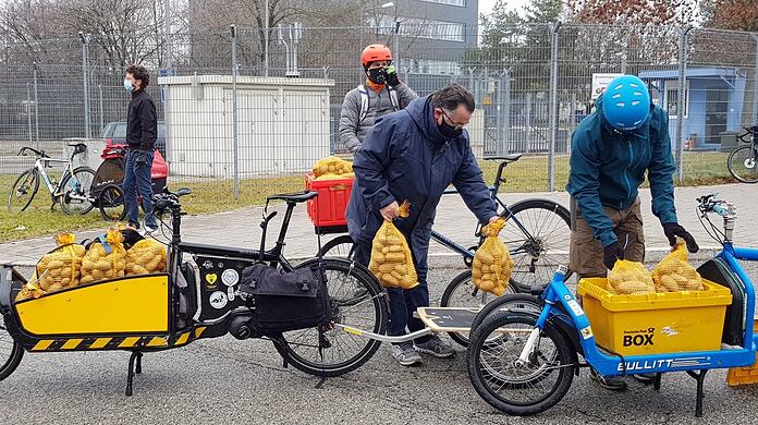 Lastenräder im Einsatz bei der Kartoffelfahrt 2020.