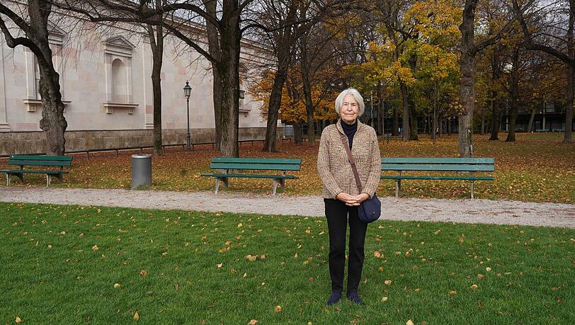 Anwohnerin Ute W. (83) geht nicht mehr gern zu Fuß durch die Grünanlage. Anwohnerin Ute W. (83) geht nicht mehr gern zu Fuß durch die Grünanlage.