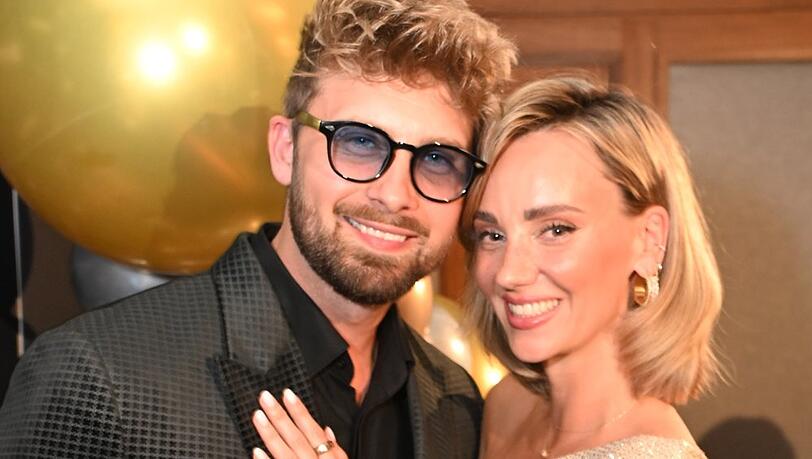 Dominik Stuckmann und Anna Rossow zeigten sich gl&uuml;cklich bei der Gala "10 Jahre The Frankfurter".