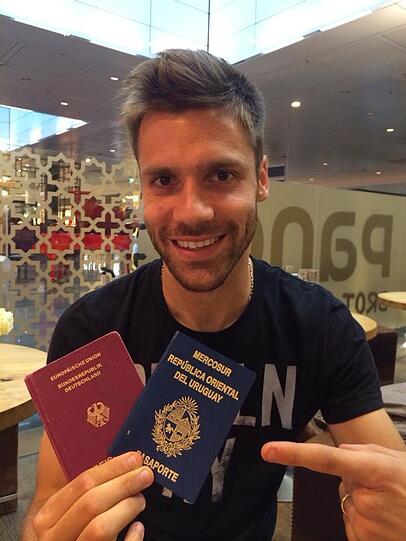 Gary Kagelmacher ist bereits am Tag nach dem dramatischen 2:1-Sieg gegen Holstein Kiel nach Uruguay gereist.