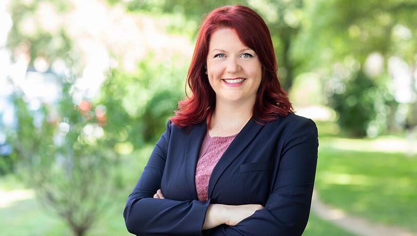 Elisabeth Feustel Elisabeth Feustel