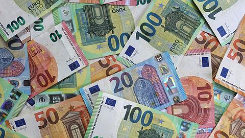 Nur in wenigen Ländern ist die Sparquote höher als in Deutschland. (Symbolbild)