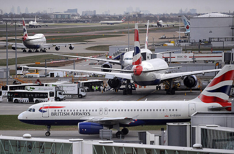 Nachdem das Terminal am Londoner Gatwick-Flughafen evakuiert wurde, konnte die Polizei einen Verdächtigen festnehmen. (Archivbild)