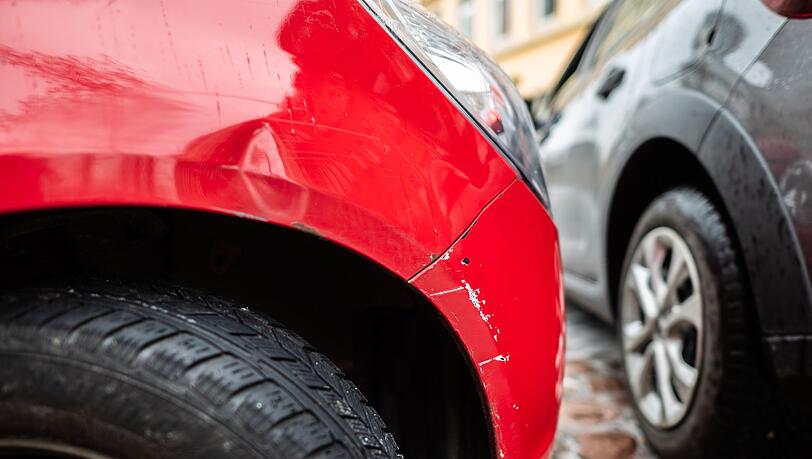 In der anstehenden Preisrunde für Autoversicherungen deutet vieles darauf hin, dass die Zeit der massiven Preissteigerungen ausläuft. (Symbolbild) In der anstehenden Preisrunde für Autoversicherungen deutet vieles darauf hin, dass die Zeit der massiven Preissteigerungen ausläuft. (Symbolbild)