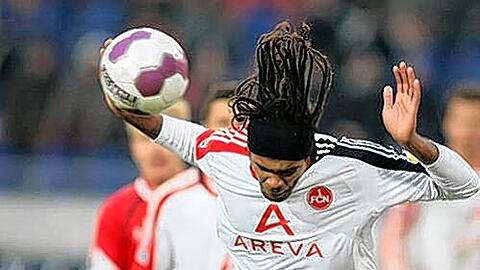 Respekt: Breno, eine Bank von den Bayern, verlieh der Club-Abwehr Stabilität. Leider beendete ein Ex-Cluberer in Diensten von Leverkusen, Stefan Reinartz, Brenos Gastspiel nach nur sieben Einsätzen.