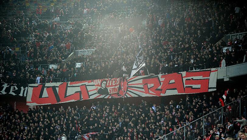 Die Ultra-Fanszene ist berühmt und manchmal auch berüchtigt. Die Ultra-Fanszene ist berühmt und manchmal auch berüchtigt.