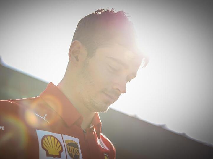 Drehte in Maranello Runden mit dem Ferrari SF1000: Charles Leclerc.