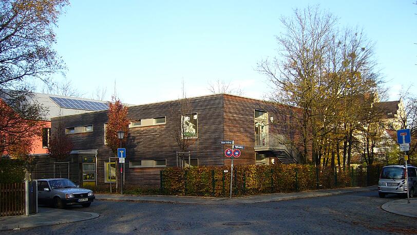 Der städtische Kindergarten am Riegerhofweg 5 Der städtische Kindergarten am Riegerhofweg 5