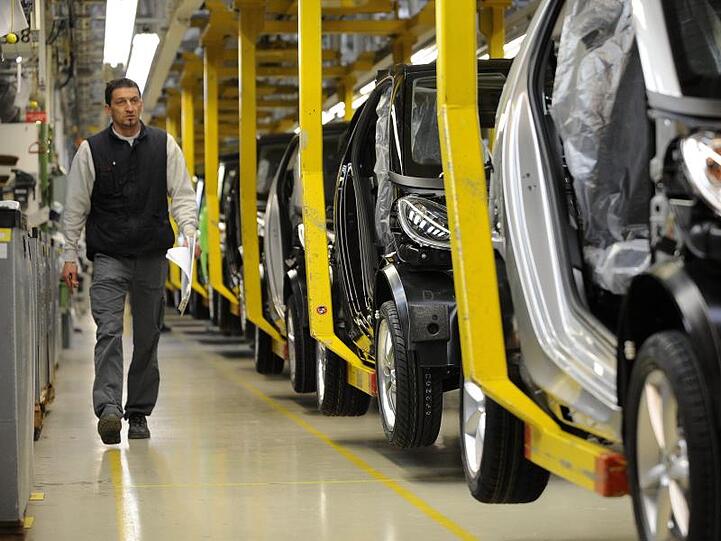 Der Autobauer Daimler will sein Werk im französischen Hambach verkaufen.