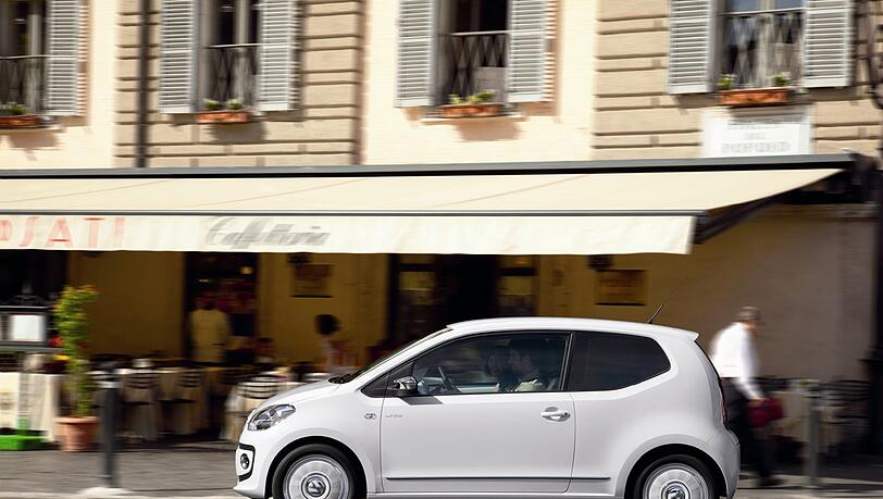 Klare Linien, freundliches Gesicht: Der VW Up bringt frischen Wind ins Kleinstwagen-Segment. Klare Linien, freundliches Gesicht: Der VW Up bringt frischen Wind ins Kleinstwagen-Segment.