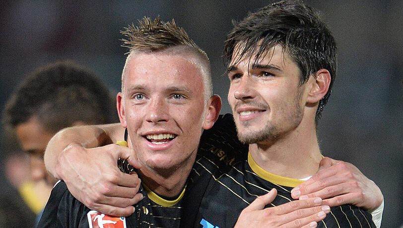 Will auch in Zukunft Teamkollege von Christopher Schindler sein und für den TSV 1860 auflaufen: Youngster Marius Wolf (l.). Will auch in Zukunft Teamkollege von Christopher Schindler sein und für den TSV 1860 auflaufen: Youngster Marius Wolf (l.).