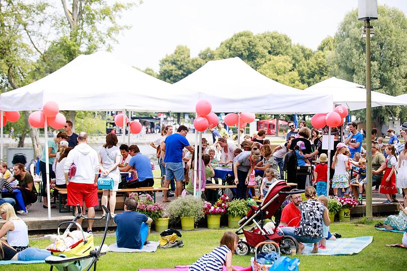 Picknickdecke eingepackt und ab in den Olympiapark!