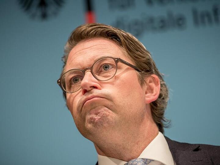 Andreas Scheuer, Bundesminister für Verkehr und digitale Infrastruktur, bei einer Pressekonferenz zum Thema Diesel.