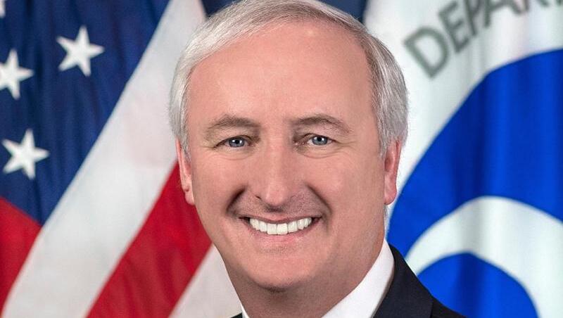 Noch ist Jeffrey Rosen stellvertretender Verkehrsminister. Noch ist Jeffrey Rosen stellvertretender Verkehrsminister.