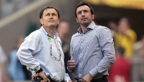 In der Kritik: Ewald Lienen und Miki Stevic. In der Kritik: Ewald Lienen und Miki Stevic.