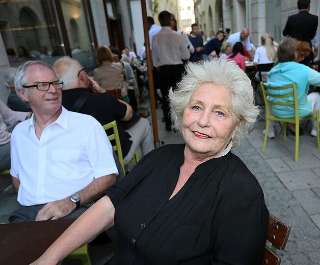 Kleines Jubiläum: Die Brasserie L'Atelier feiert fünfjähriges Bestehen. Münchner Promis feierten mit Inhaber Thierry Leoncelli. Die Bilder