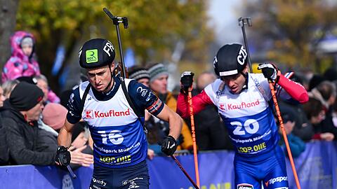 Eric Perrot (l) gewinnt das erste Loop-One-Festival.
