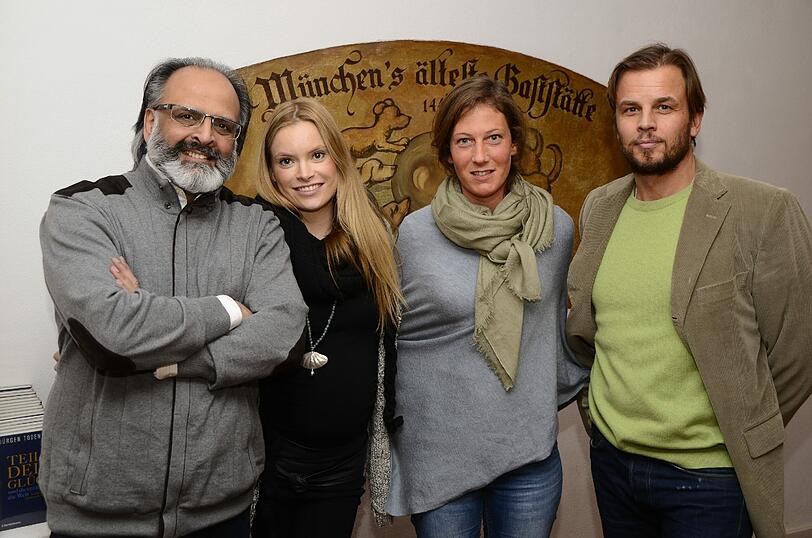 Die Stiftung Sternenstaub ist in die Hundskugel eingezogen: Belal El-Mogaddedi, Valerie Todenhöfer, Johanna Czernin und Gerald Günther (v. l.).