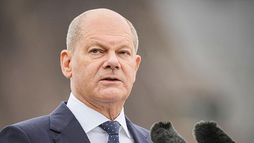 Bundeskanzler Olaf Scholz (SPD) spricht.