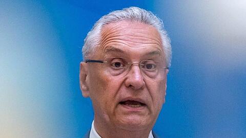 Joachim Herrmann (CSU), Innenminister von Bayern. Foto: Peter Kneffel/dpa/Archivbild