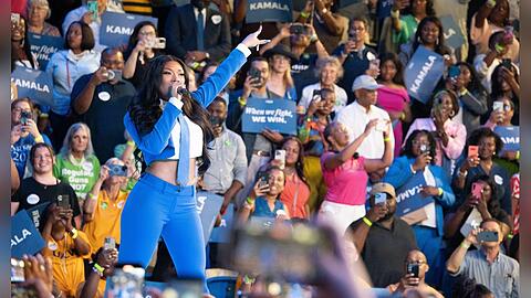 Megan Thee Stallion macht sich mit einem Auftritt in Atlanta für Kamala Harris als zukünftige US-Präsidentin stark.
