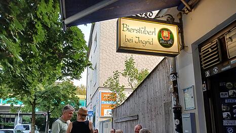 Das Bierstüberl von Ingrid Herrmann hat sich über die Jahre zum Löwen-Fantreff entwickelt (Archivbild).
