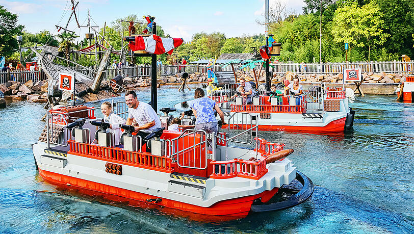 Piratenschlacht im Legoland.