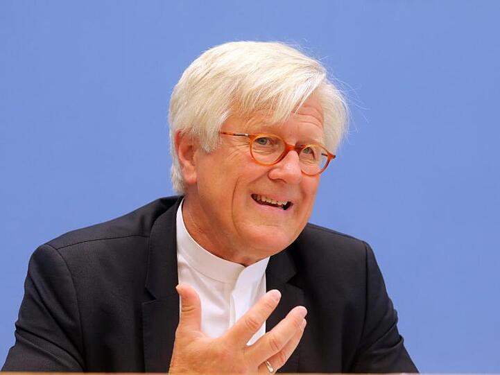 Der bayerische Landesbischof Heinrich Bedford-Strohm. Foto: Wolfgang Kumm/dpa/Archivbild
