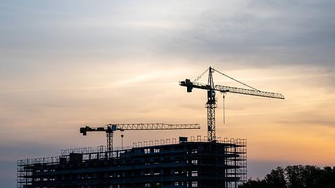 Die deutsche Wirtschaftsleistung ist im ersten Quartal 2023 überraschend um 0,3 Prozent geschrumpft.