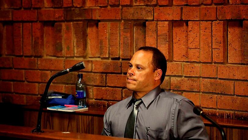Chef-Ermittler Hilton Botha ist seinen Job los - er wurde vom Fall Pistorius abgezogen Chef-Ermittler Hilton Botha ist seinen Job los - er wurde vom Fall Pistorius abgezogen