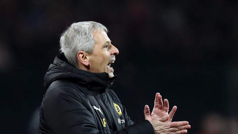 Der Dortmunder Trainer Lucien Favre im Max-Morlock-Stadion. Foto: Daniel Karmann Der Dortmunder Trainer Lucien Favre im Max-Morlock-Stadion. Foto: Daniel Karmann