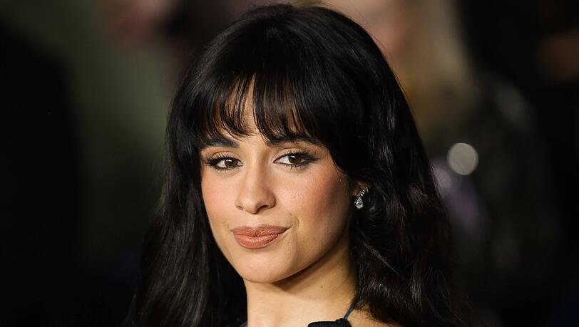Freut sich auf die anstehende Veröffentlichung ihres vierten Studioalbums: Camila Cabello. Freut sich auf die anstehende Veröffentlichung ihres vierten Studioalbums: Camila Cabello.