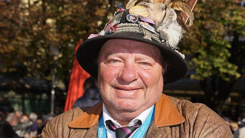 Am Liesl-Karlstadt-Brunnen lassen sich neue Kontakte knüpfen, hebt Michael Watschinger hervor. Am Liesl-Karlstadt-Brunnen lassen sich neue Kontakte knüpfen, hebt Michael Watschinger hervor.