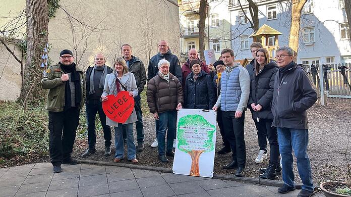 Protest gegen den Kahlschlag.